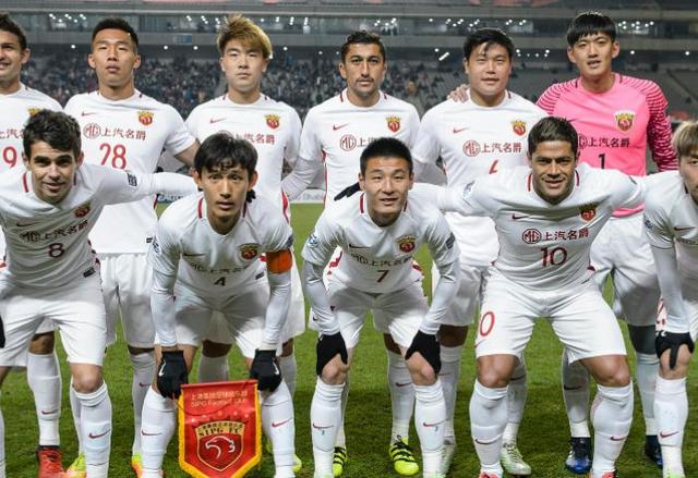 该媒体表示，国米高层的想法并不仅仅是行使这个选项，而且还有意给达米安加薪，后者目前的薪水为税后250万欧元。